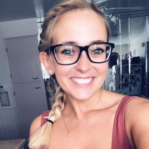 Meet your Posher, Wendy